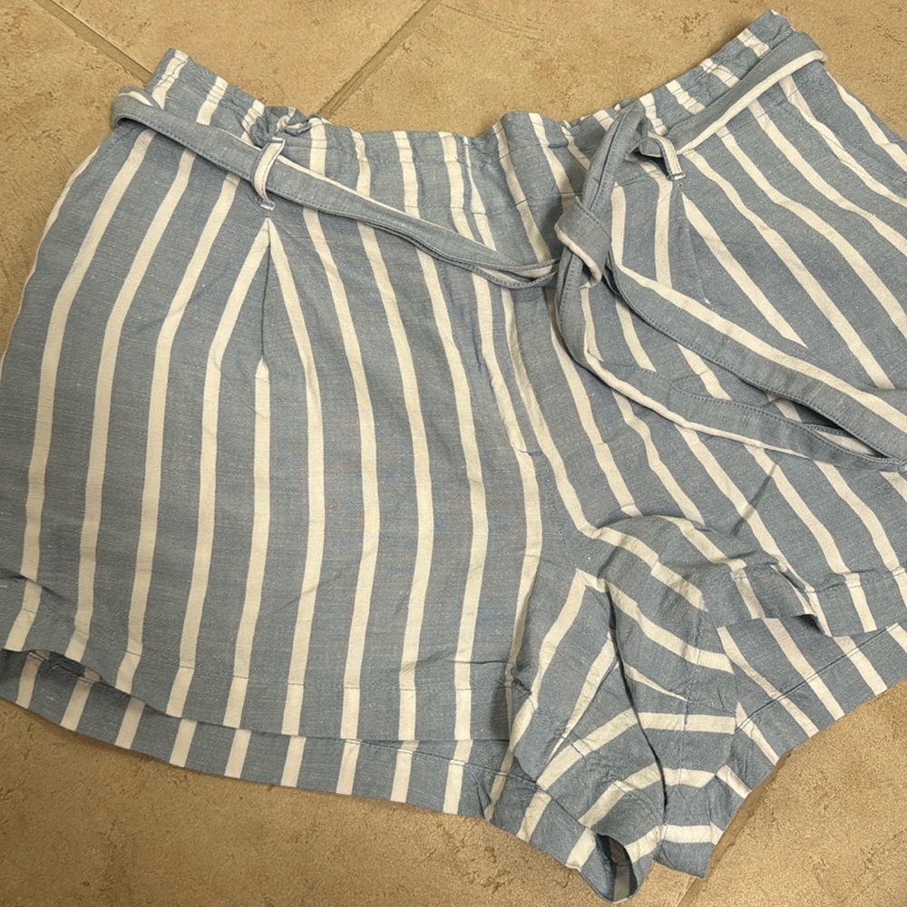 Beach-vibe shorts